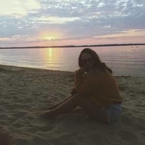 Meet your Posher, Katy